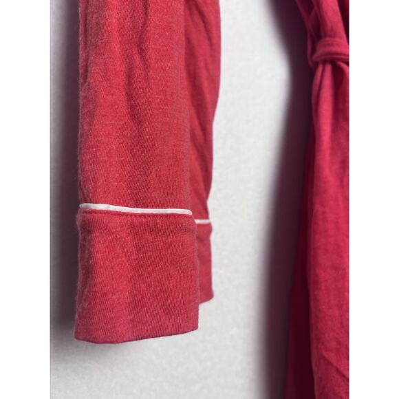 Victoria's Secret Lightweight Long Sleeve Short Red Robe Size Medium Pockets - Picture 3 of 10